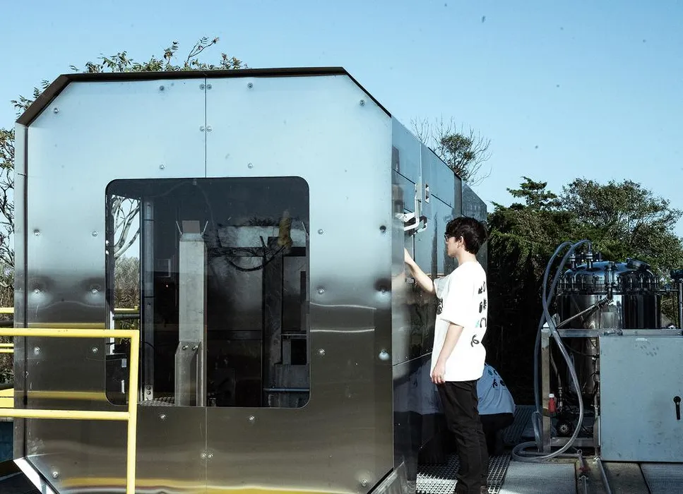 A brilliant new solution to one of our most pressing environmental challenges is making waves in New Jersey, where a first-in-the-world filtration device has...