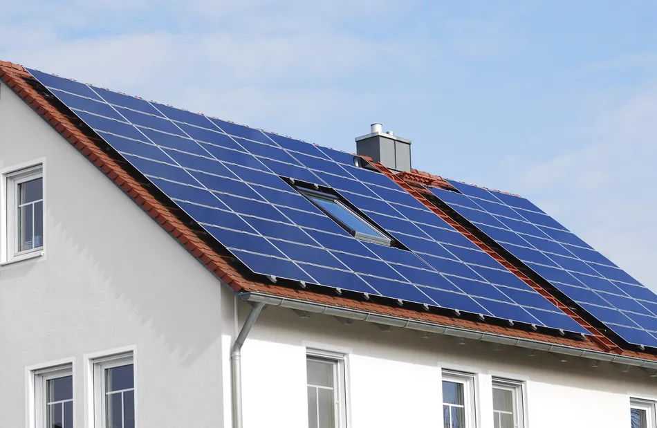 Australia Reaches Historic Clean Energy Milestone as Rooftop Solar Drives National Grid Past 80 Percent