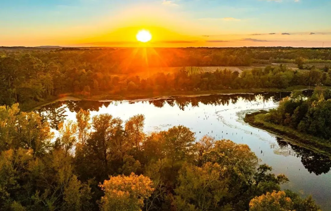 Texas Family Generously Sells 650 Acres of Pristine Lakefront Land to Create New State Park